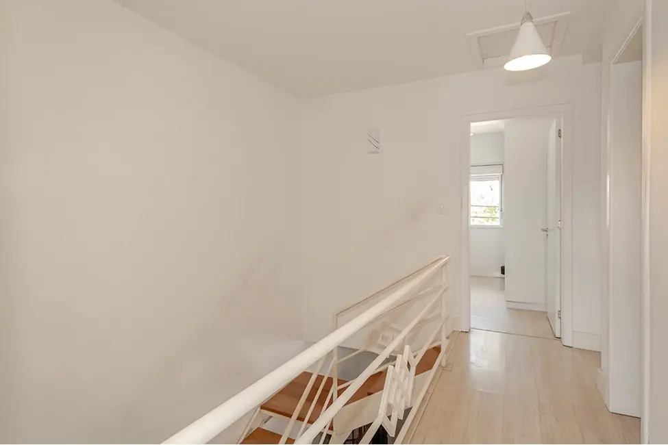 Casa com 4 quartos à venda, 132m2 em Lomba do Pinheiro, Porto Alegre - RS - imagem 9 Foto 9 de Casa com 4 quartos à venda, 132m2 em Lomba do Pinheiro, Porto Alegre - RS