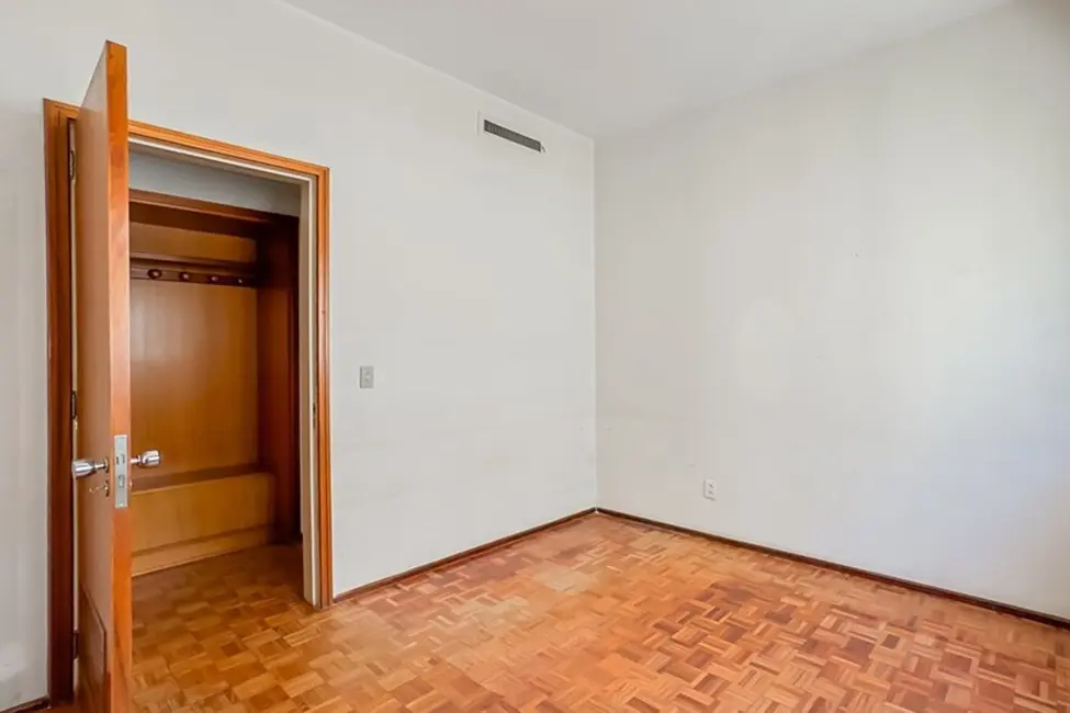 Foto 5 de Apartamento com 3 quartos à venda, 217m2 em Independência, Porto Alegre - RS