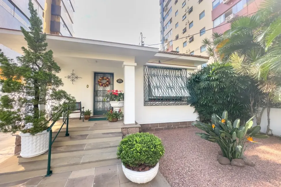 Foto 1 de Casa com 3 quartos à venda, 85m2 em Petrópolis, Porto Alegre - RS