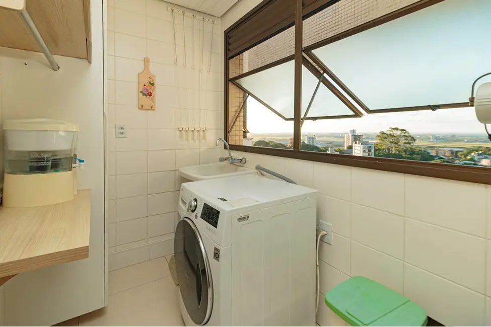 Foto 3 de Apartamento com 3 quartos à venda, 94m2 em Cristo Redentor, Porto Alegre - RS