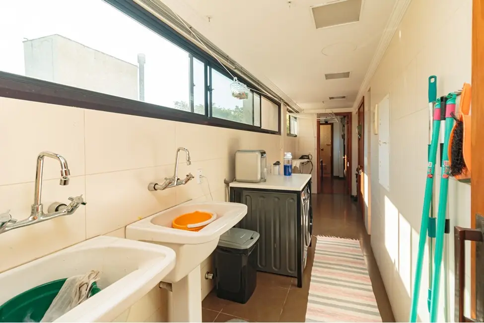 Foto 3 de Apartamento com 4 quartos à venda, 328m2 em Floresta, Porto Alegre - RS