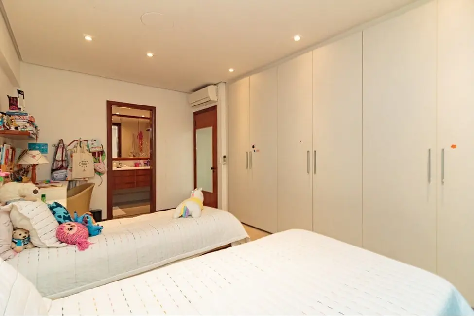 Foto 9 de Apartamento com 4 quartos à venda, 328m2 em Floresta, Porto Alegre - RS