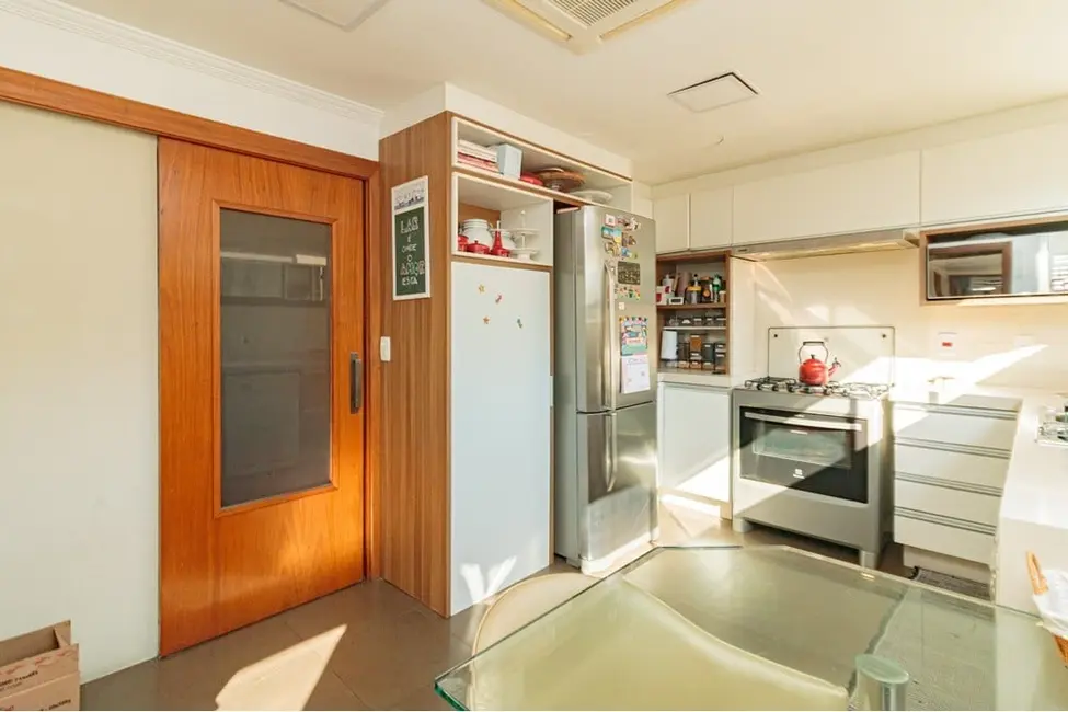 Foto 2 de Apartamento com 4 quartos à venda, 328m2 em Floresta, Porto Alegre - RS