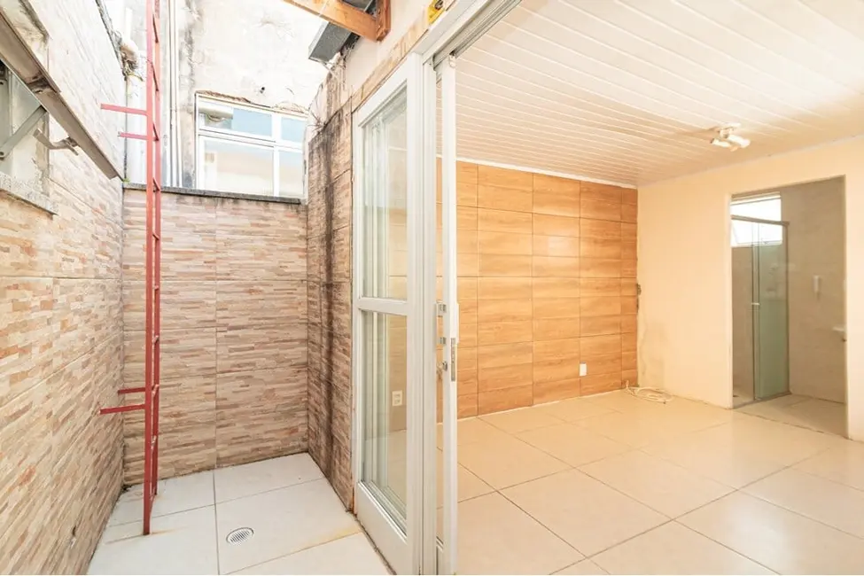 Apartamento com 1 quarto à venda, 46m2 em Petrópolis, Porto Alegre - RS - imagem 9 Foto 9 de Apartamento com 1 quarto à venda, 46m2 em Petrópolis, Porto Alegre - RS
