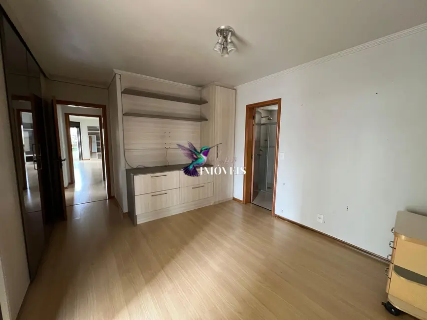 Foto 7 de Apartamento com 3 quartos à venda, 260m2 em Rio Branco, Caxias Do Sul - RS