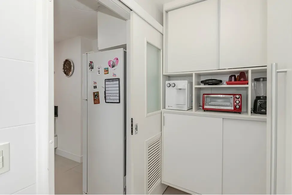 Casa com 3 quartos à venda, 170m2 em Lomba do Pinheiro, Porto Alegre - RS - imagem 2 Foto 2 de Casa com 3 quartos à venda, 170m2 em Lomba do Pinheiro, Porto Alegre - RS