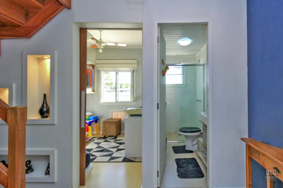 Foto 2 de Casa de Condomínio com 3 quartos à venda, 92m2 em Camaquã, Porto Alegre - RS