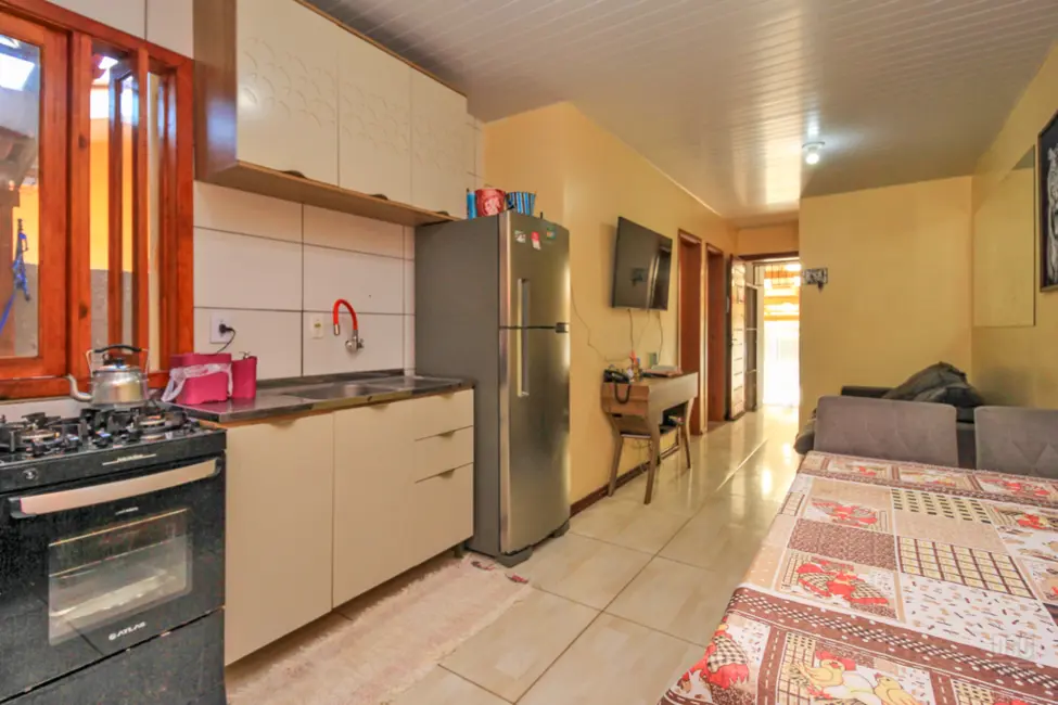 Casa com 3 quartos à venda, 60m2 em Restinga, Porto Alegre - RS - imagem 9 Foto 9 de Casa com 3 quartos à venda, 60m2 em Restinga, Porto Alegre - RS