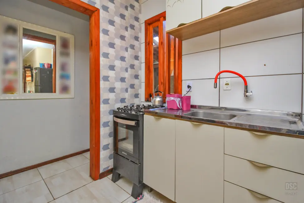 Casa com 3 quartos à venda, 60m2 em Restinga, Porto Alegre - RS - imagem 7 Foto 7 de Casa com 3 quartos à venda, 60m2 em Restinga, Porto Alegre - RS