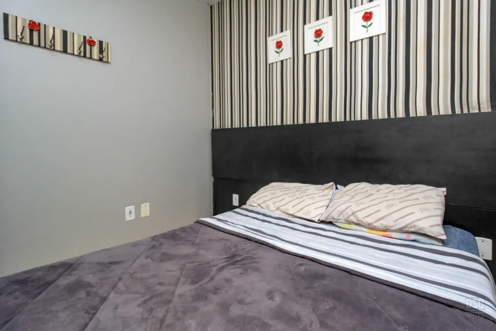 Foto 4 de Casa com 2 quartos à venda, 51m2 em Hípica, Porto Alegre - RS