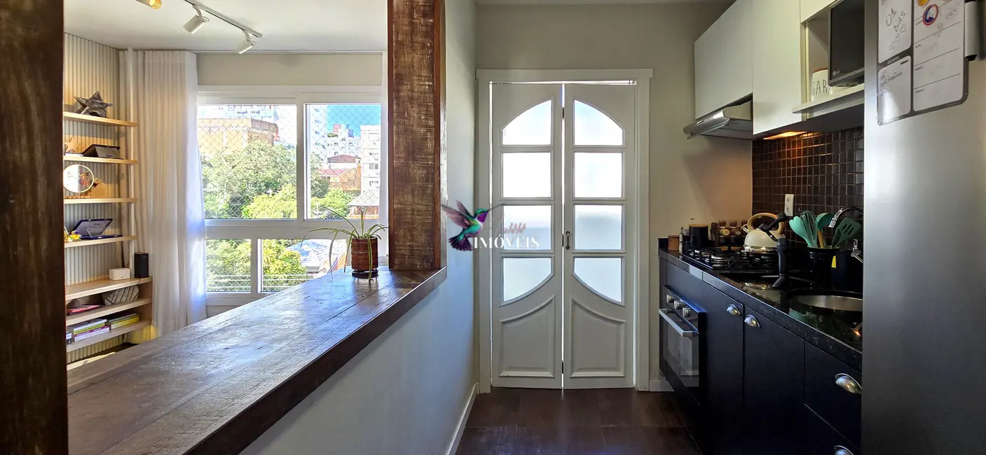 Cobertura com 2 quartos à venda, 131m2 em Moinhos de Vento, Porto Alegre - RS - imagem 1 Foto 1 de Cobertura com 2 quartos à venda, 131m2 em Moinhos de Vento, Porto Alegre - RS