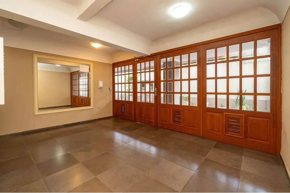 Foto 6 de Apartamento com 1 quarto à venda, 47m2 em Menino Deus, Porto Alegre - RS