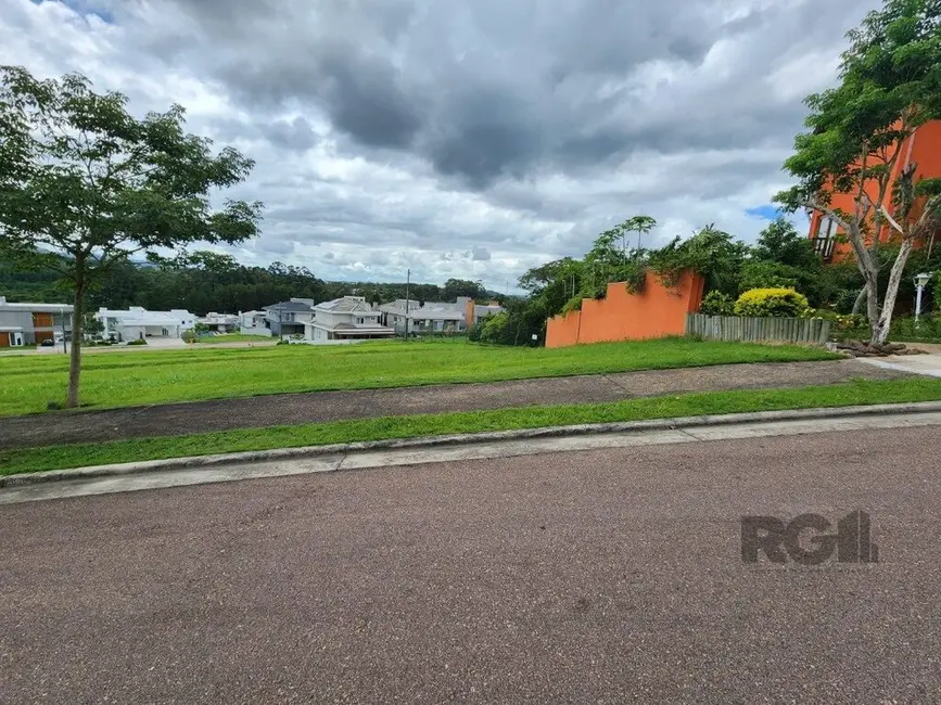 Foto 7 de Terreno / Lote à venda, 905m2 em Vila Nova, Porto Alegre - RS