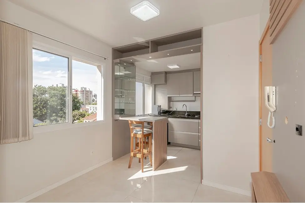 Foto 1 de Apartamento com 1 quarto à venda, 31m2 em Menino Deus, Porto Alegre - RS