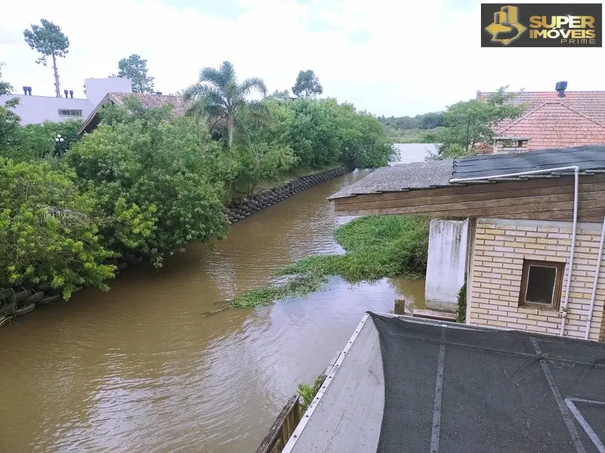 Foto 6 de Casa com 3 quartos à venda, 500m2 em São Gonçalo, Pelotas - RS