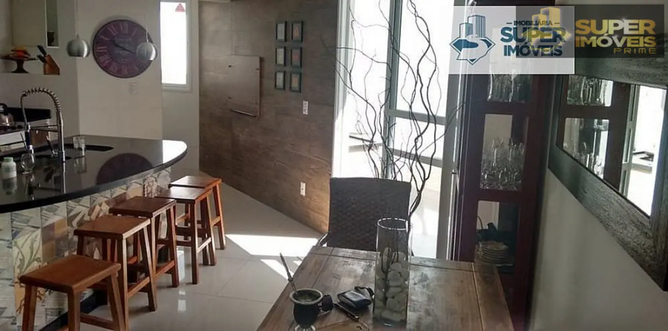 Casa com 3 quartos à venda, 143m2 em Laranjal, Pelotas - RS - imagem 3 Foto 3 de Casa com 3 quartos à venda, 143m2 em Laranjal, Pelotas - RS