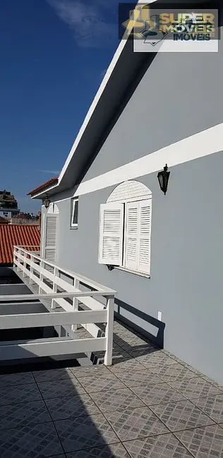 Casa com 3 quartos à venda, 300m2 em Centro, Pelotas - RS - imagem 8 Foto 8 de Casa com 3 quartos à venda, 300m2 em Centro, Pelotas - RS