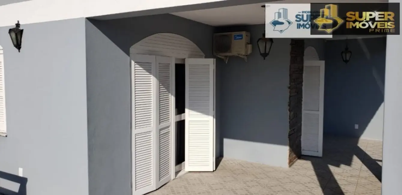 Foto 7 de Casa com 3 quartos à venda, 300m2 em Centro, Pelotas - RS