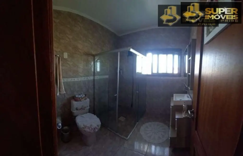 Foto 9 de Casa com 4 quartos à venda, 200m2 em Fragata, Pelotas - RS