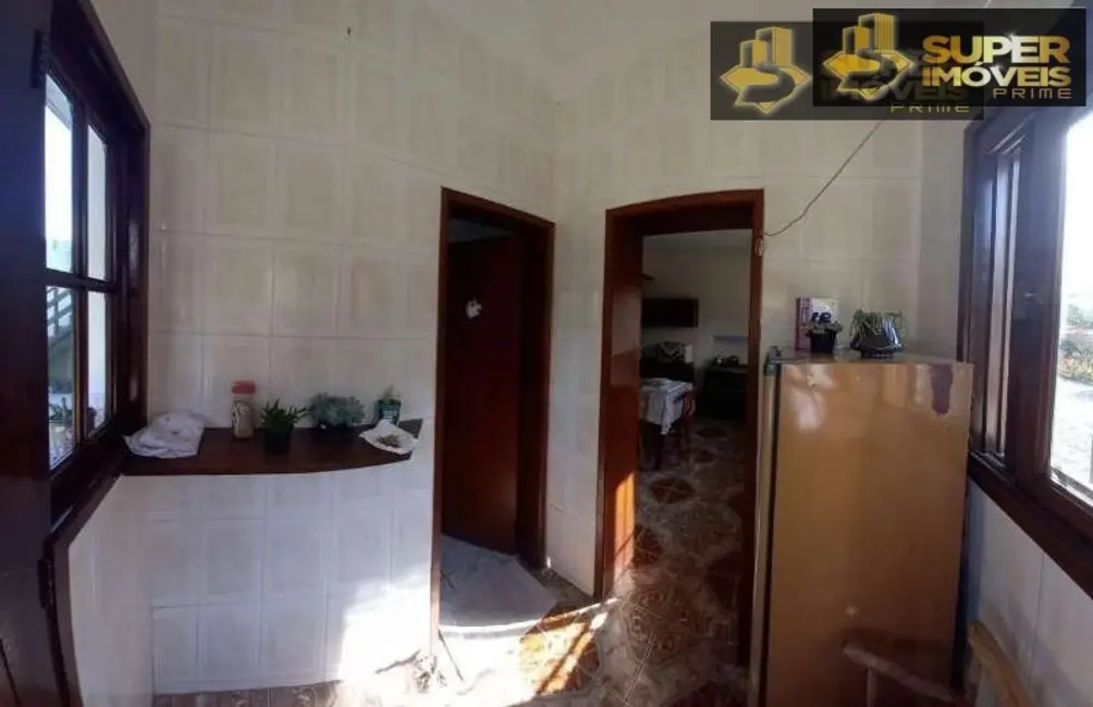 Foto 8 de Casa com 4 quartos à venda, 200m2 em Fragata, Pelotas - RS