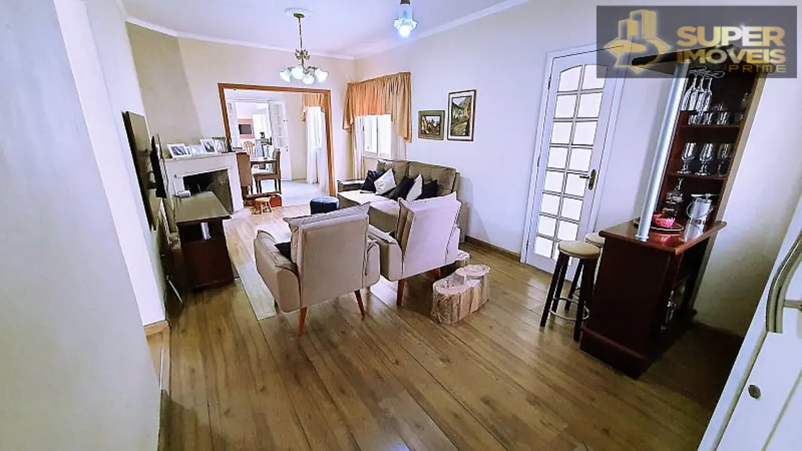 Casa com 3 quartos à venda, 350m2 em Areal, Pelotas - RS - imagem 1 Foto 1 de Casa com 3 quartos à venda, 350m2 em Areal, Pelotas - RS