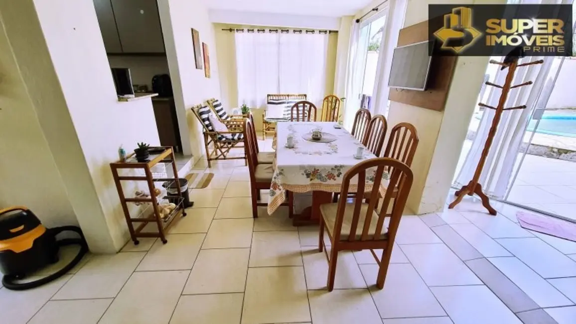 Foto 3 de Casa com 3 quartos à venda, 350m2 em Areal, Pelotas - RS