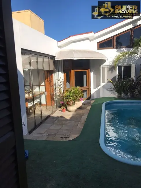 Foto 6 de Casa com 4 quartos à venda, 450m2 em Três Vendas, Pelotas - RS