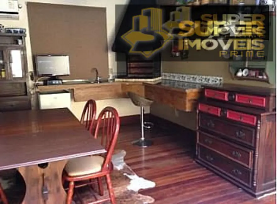Casa com 4 quartos à venda, 450m2 em Três Vendas, Pelotas - RS - imagem 8 Foto 8 de Casa com 4 quartos à venda, 450m2 em Três Vendas, Pelotas - RS