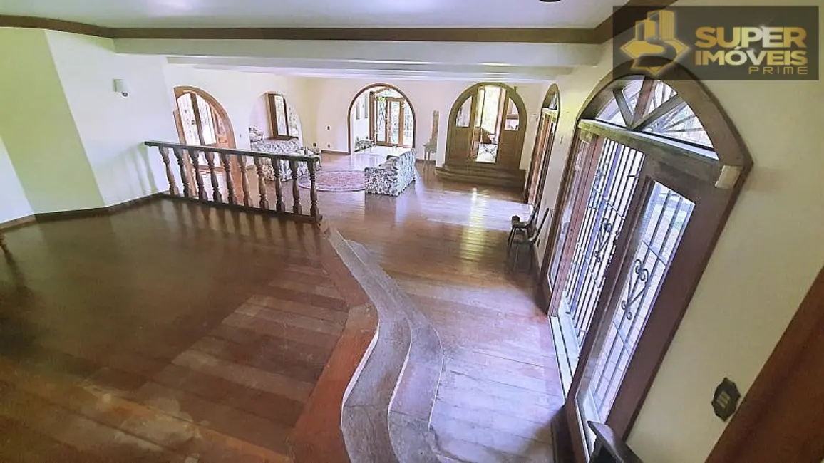 Casa com 5 quartos à venda, 2200m2 em Centro, Pelotas - RS - imagem 8 Foto 8 de Casa com 5 quartos à venda, 2200m2 em Centro, Pelotas - RS