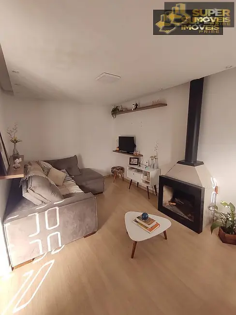 Foto 2 de Casa com 3 quartos à venda, 224m2 em Fragata, Pelotas - RS