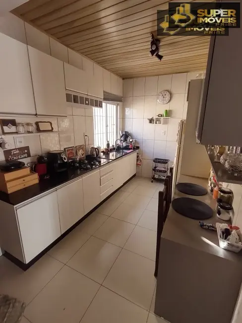 Foto 3 de Casa com 3 quartos à venda, 224m2 em Fragata, Pelotas - RS