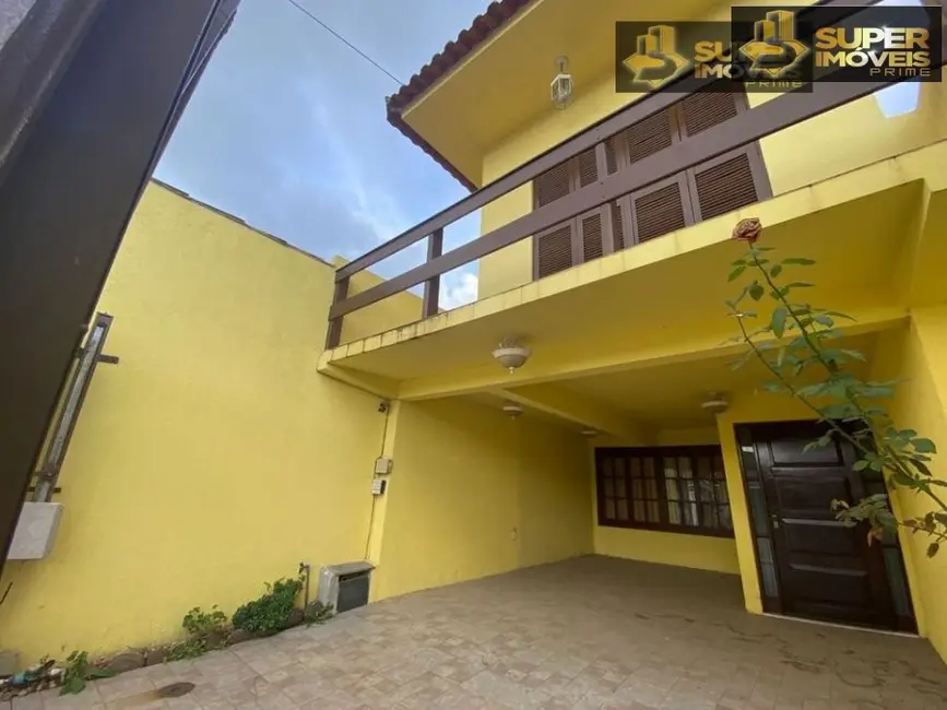 Foto 1 de Casa com 3 quartos à venda, 235m2 em Fragata, Pelotas - RS