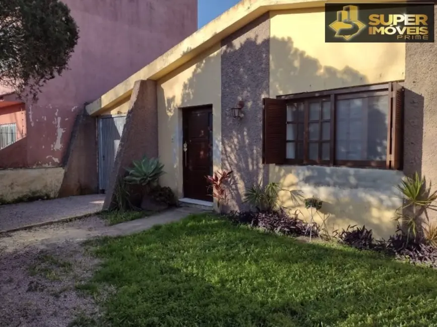 Foto 2 de Casa com 2 quartos à venda, 300m2 em Laranjal, Pelotas - RS