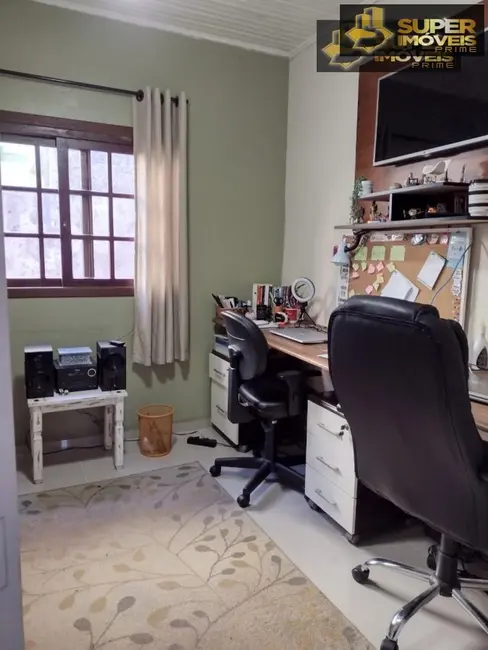 Foto 9 de Casa com 2 quartos à venda, 300m2 em Laranjal, Pelotas - RS