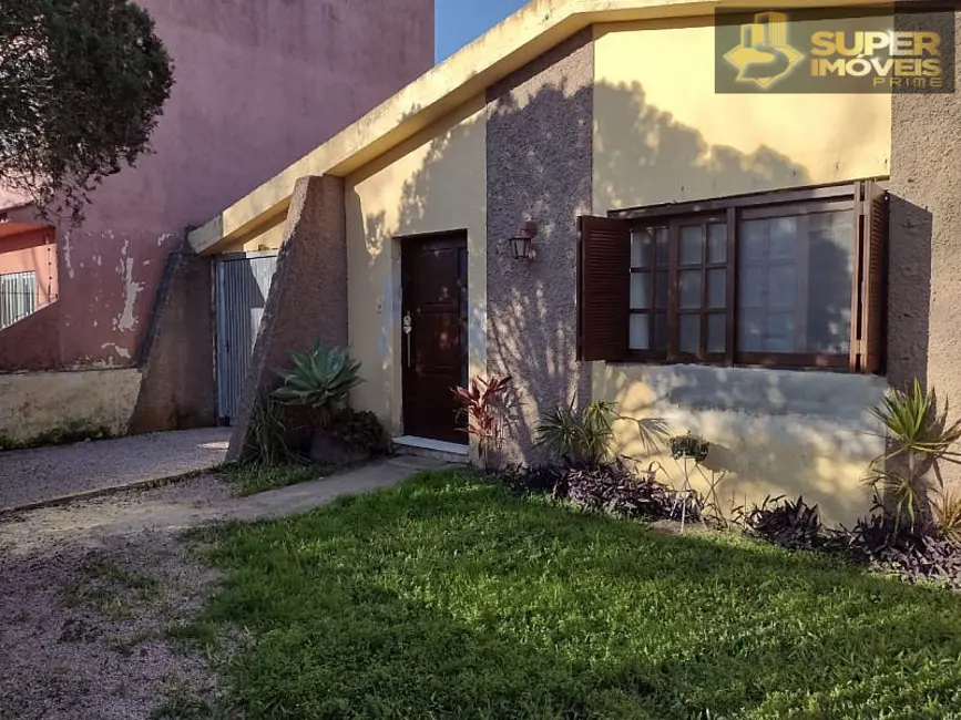 Casa com 2 quartos à venda, 300m2 em Laranjal, Pelotas - RS - imagem 2 Foto 2 de Casa com 2 quartos à venda, 300m2 em Laranjal, Pelotas - RS
