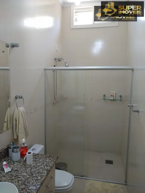 Foto 4 de Casa com 3 quartos à venda, 432m2 em Centro, Pelotas - RS
