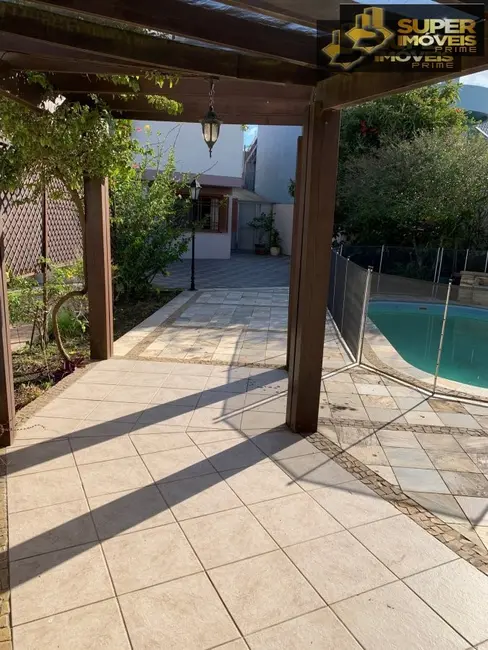 Foto 3 de Casa com 4 quartos à venda, 630m2 em Centro, Pelotas - RS