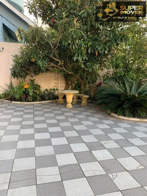 Foto 6 de Casa com 4 quartos à venda, 630m2 em Centro, Pelotas - RS