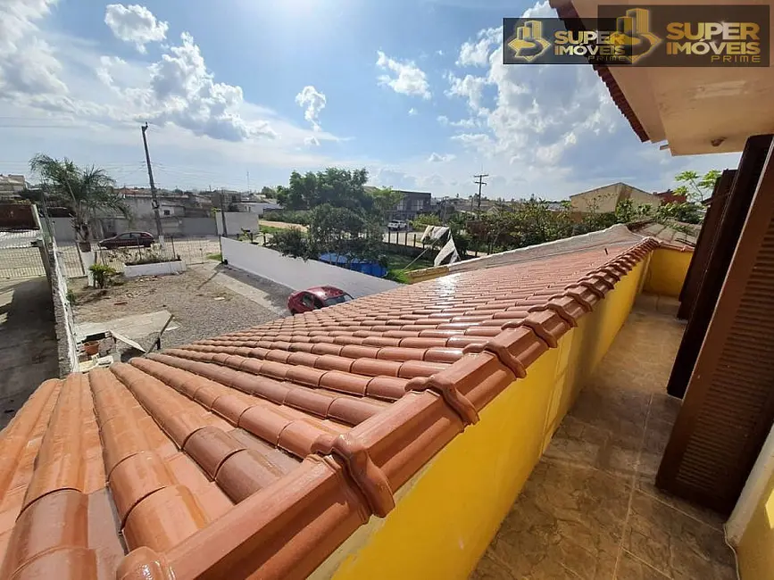Casa com 2 quartos à venda, 360m2 em Fragata, Pelotas - RS - imagem 4 Foto 4 de Casa com 2 quartos à venda, 360m2 em Fragata, Pelotas - RS