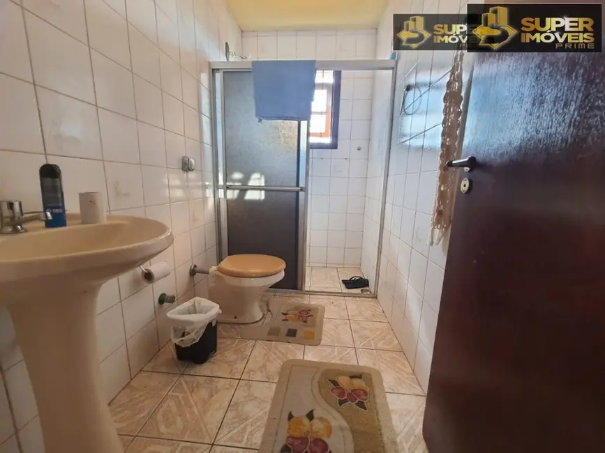 Foto 2 de Casa com 2 quartos à venda, 360m2 em Fragata, Pelotas - RS