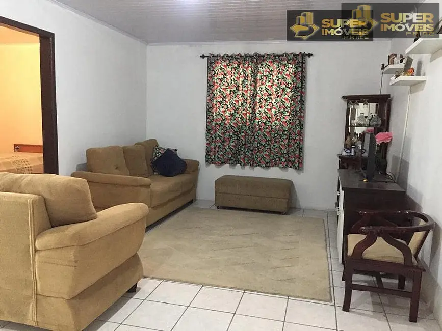 Casa com 3 quartos à venda, 149m2 em Fragata, Pelotas - RS - imagem 1 Foto 1 de Casa com 3 quartos à venda, 149m2 em Fragata, Pelotas - RS