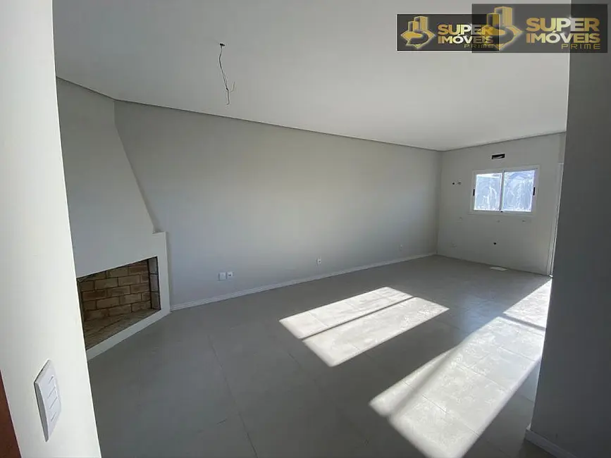 Casa com 2 quartos à venda, 130m2 em Laranjal, Pelotas - RS - imagem 3 Foto 3 de Casa com 2 quartos à venda, 130m2 em Laranjal, Pelotas - RS