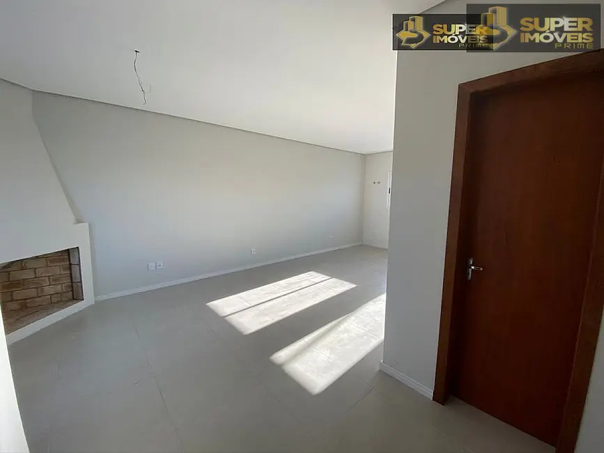 Casa com 2 quartos à venda, 130m2 em Laranjal, Pelotas - RS - imagem 2 Foto 2 de Casa com 2 quartos à venda, 130m2 em Laranjal, Pelotas - RS
