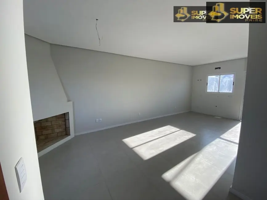 Foto 3 de Casa com 2 quartos à venda, 130m2 em Laranjal, Pelotas - RS