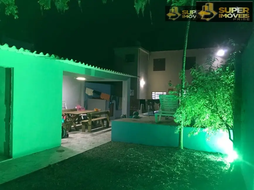 Foto 1 de Casa com 2 quartos à venda, 263m2 em Laranjal, Pelotas - RS