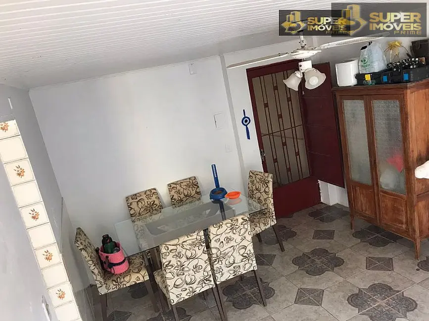 Casa com 2 quartos à venda, 263m2 em Laranjal, Pelotas - RS - imagem 6 Foto 6 de Casa com 2 quartos à venda, 263m2 em Laranjal, Pelotas - RS