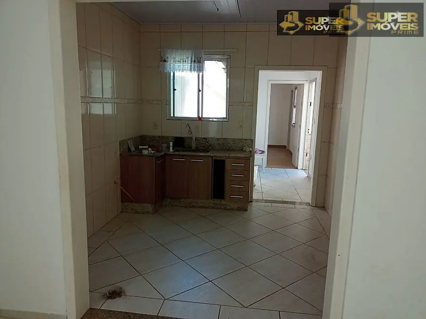 Casa com 2 quartos à venda, 120m2 em Centro, Pelotas - RS - imagem 7 Foto 7 de Casa com 2 quartos à venda, 120m2 em Centro, Pelotas - RS