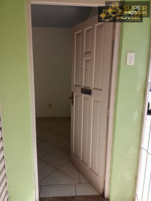 Casa com 2 quartos à venda, 120m2 em Centro, Pelotas - RS - imagem 3 Foto 3 de Casa com 2 quartos à venda, 120m2 em Centro, Pelotas - RS