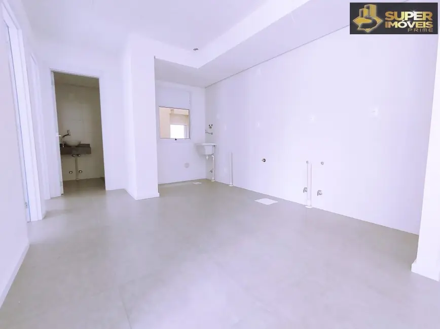 Foto 1 de Apartamento com 2 quartos à venda, 50m2 em Centro, Pelotas - RS