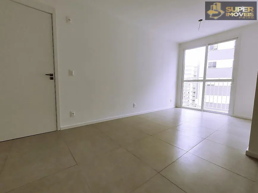 Foto 4 de Apartamento com 2 quartos à venda, 50m2 em Centro, Pelotas - RS
